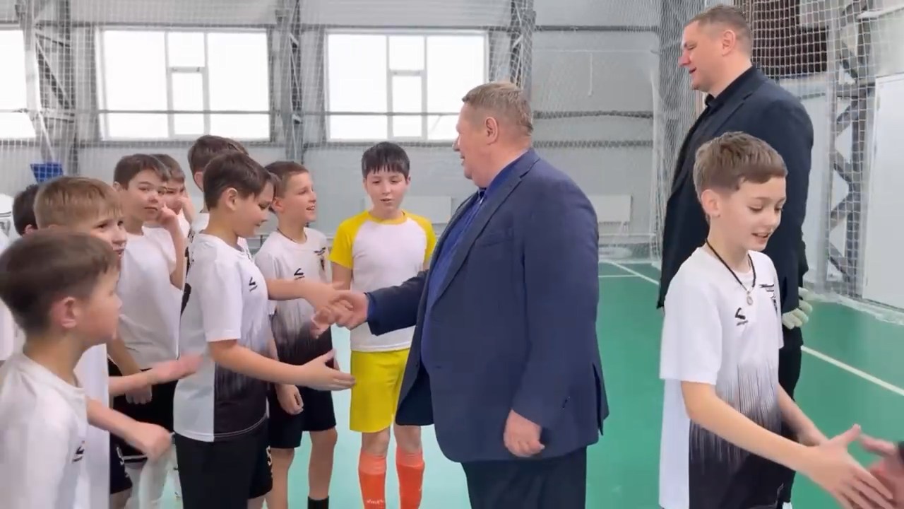 Депутат Панков оценил новый ФОК в Калининске